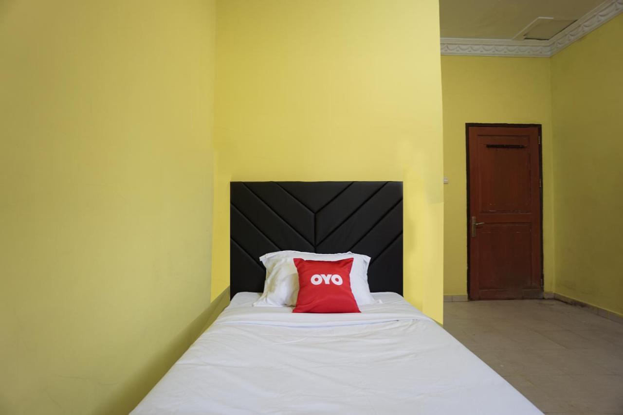 מנאדו Oyo 2486 Bahana Guest House מראה חיצוני תמונה