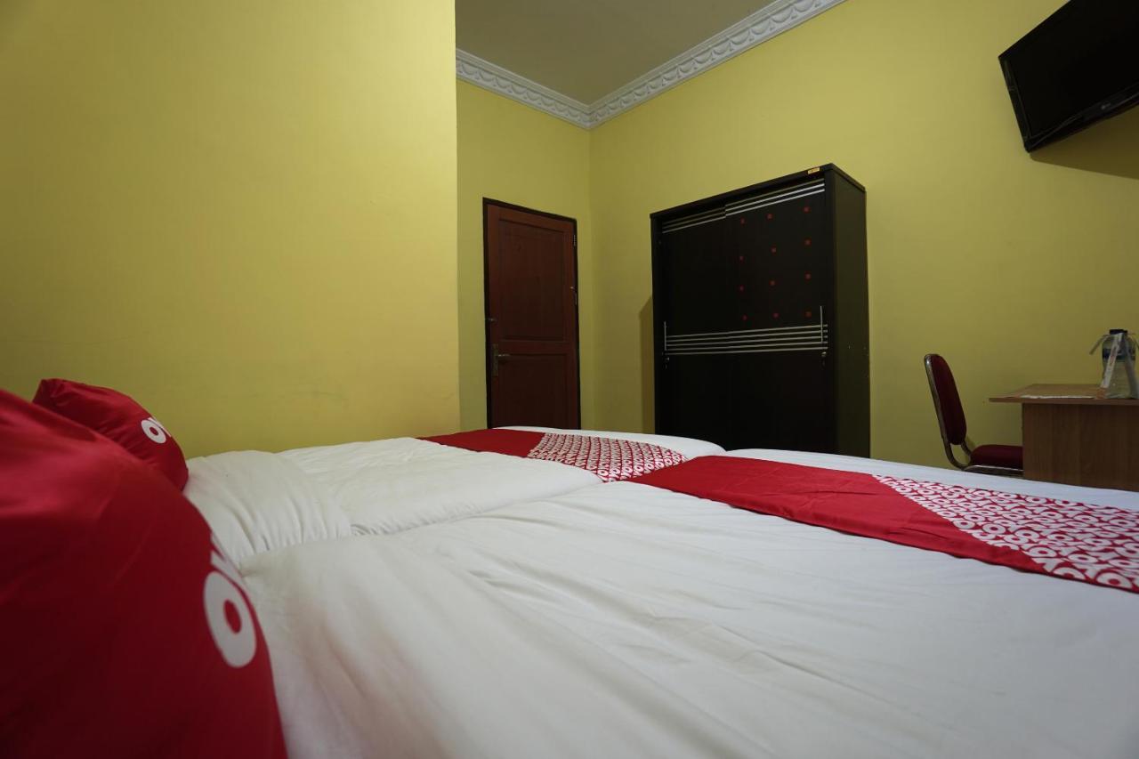 מנאדו Oyo 2486 Bahana Guest House מראה חיצוני תמונה