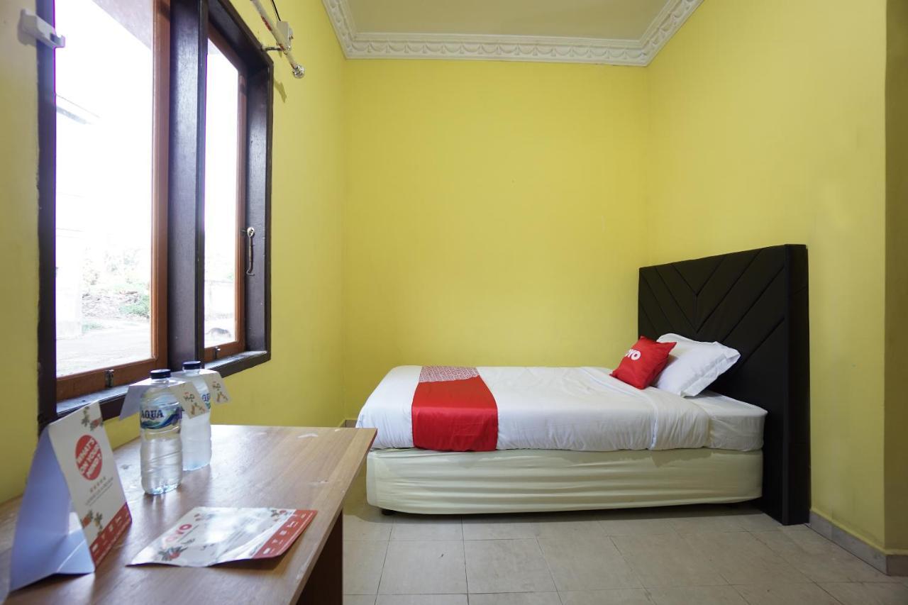מנאדו Oyo 2486 Bahana Guest House מראה חיצוני תמונה