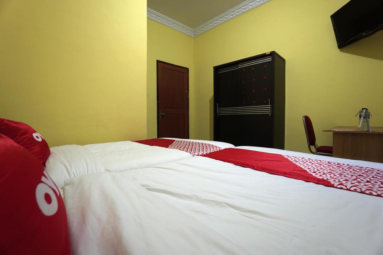 מנאדו Oyo 2486 Bahana Guest House מראה חיצוני תמונה